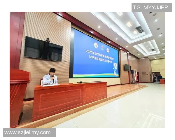 超级足球明星2012iOS版全新体验畅玩足球激情尽在掌握中